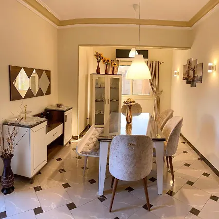 3Bd Apartment In A Family House With Garden View-2